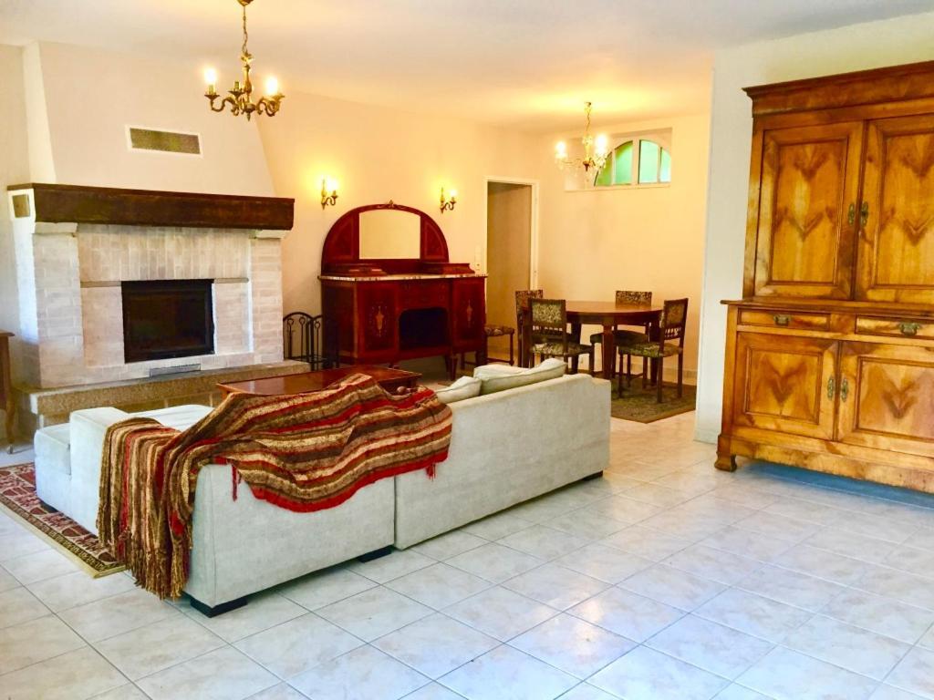 Cottage Du Chateau Erbrée Zewnętrze zdjęcie