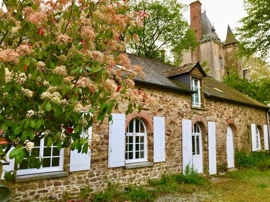Cottage Du Chateau Erbrée Zewnętrze zdjęcie